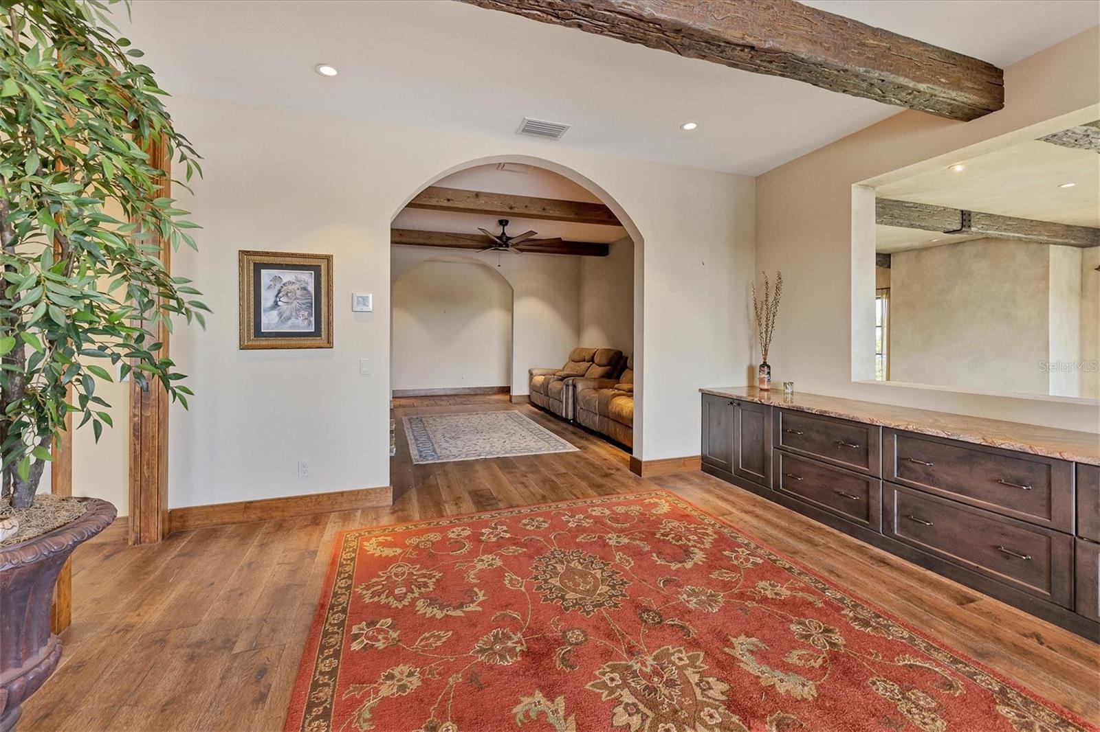 A4709641 Property Photo