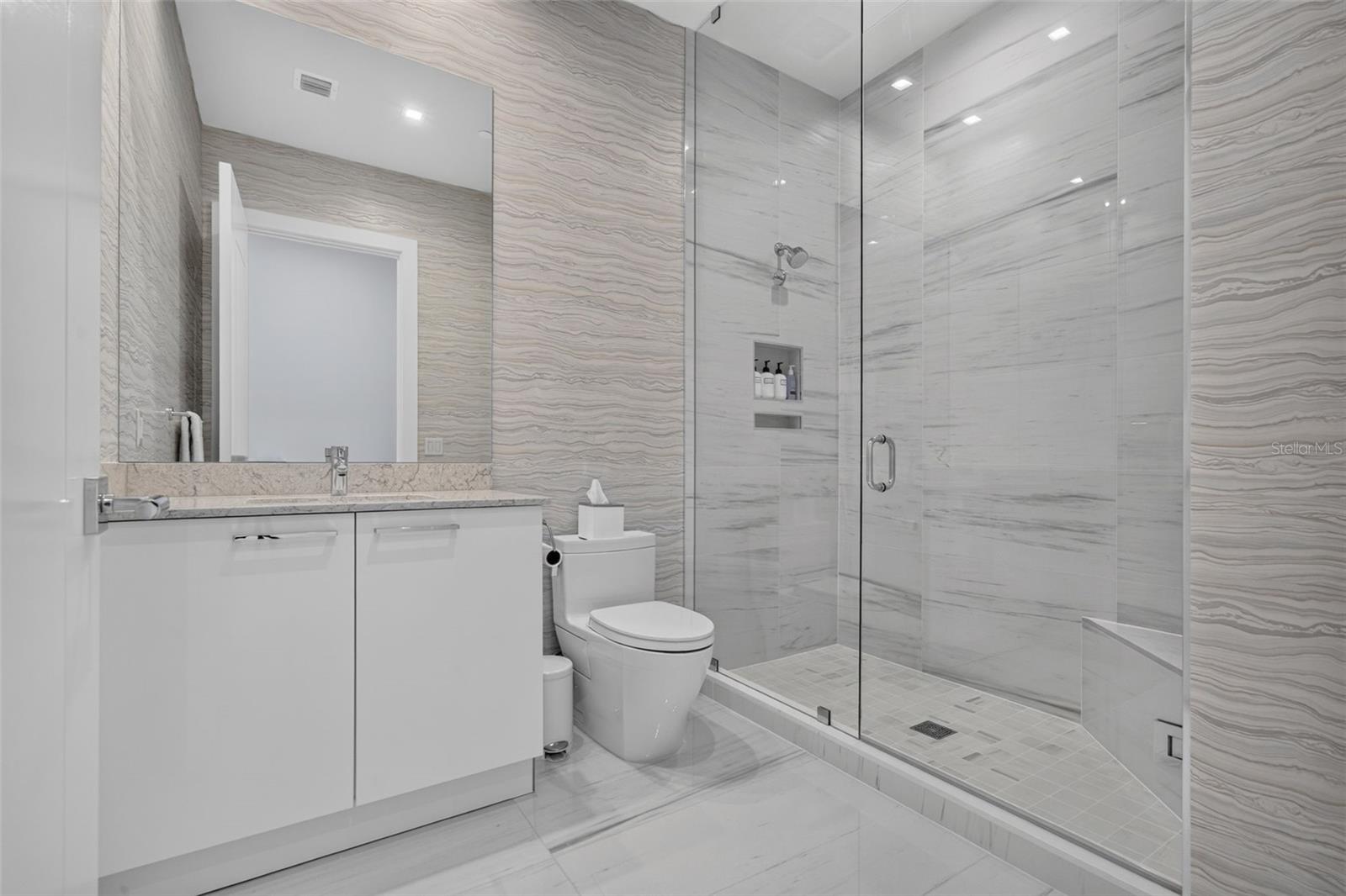 A4709642 Property Photo