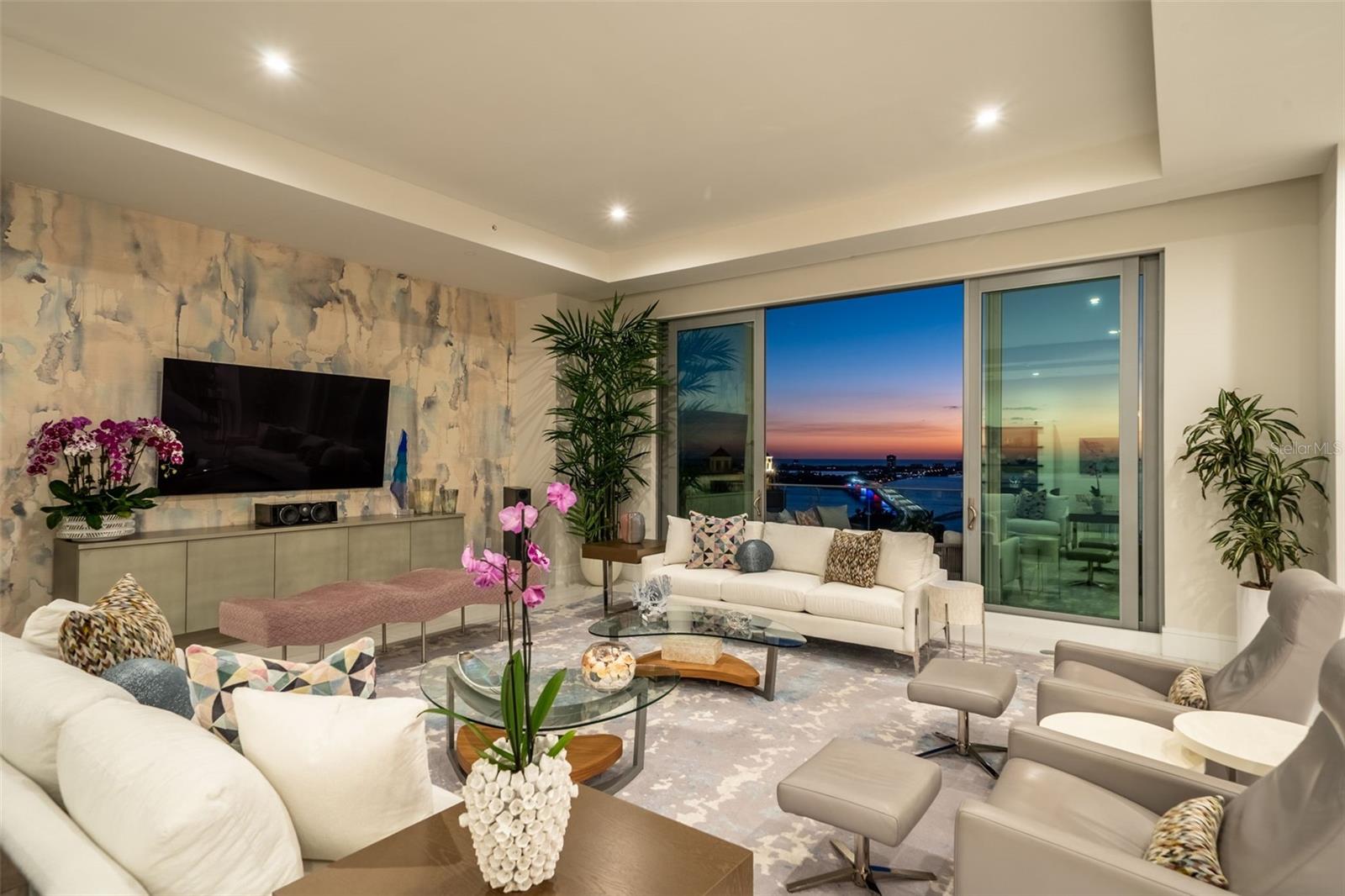 A4709642 Property Photo