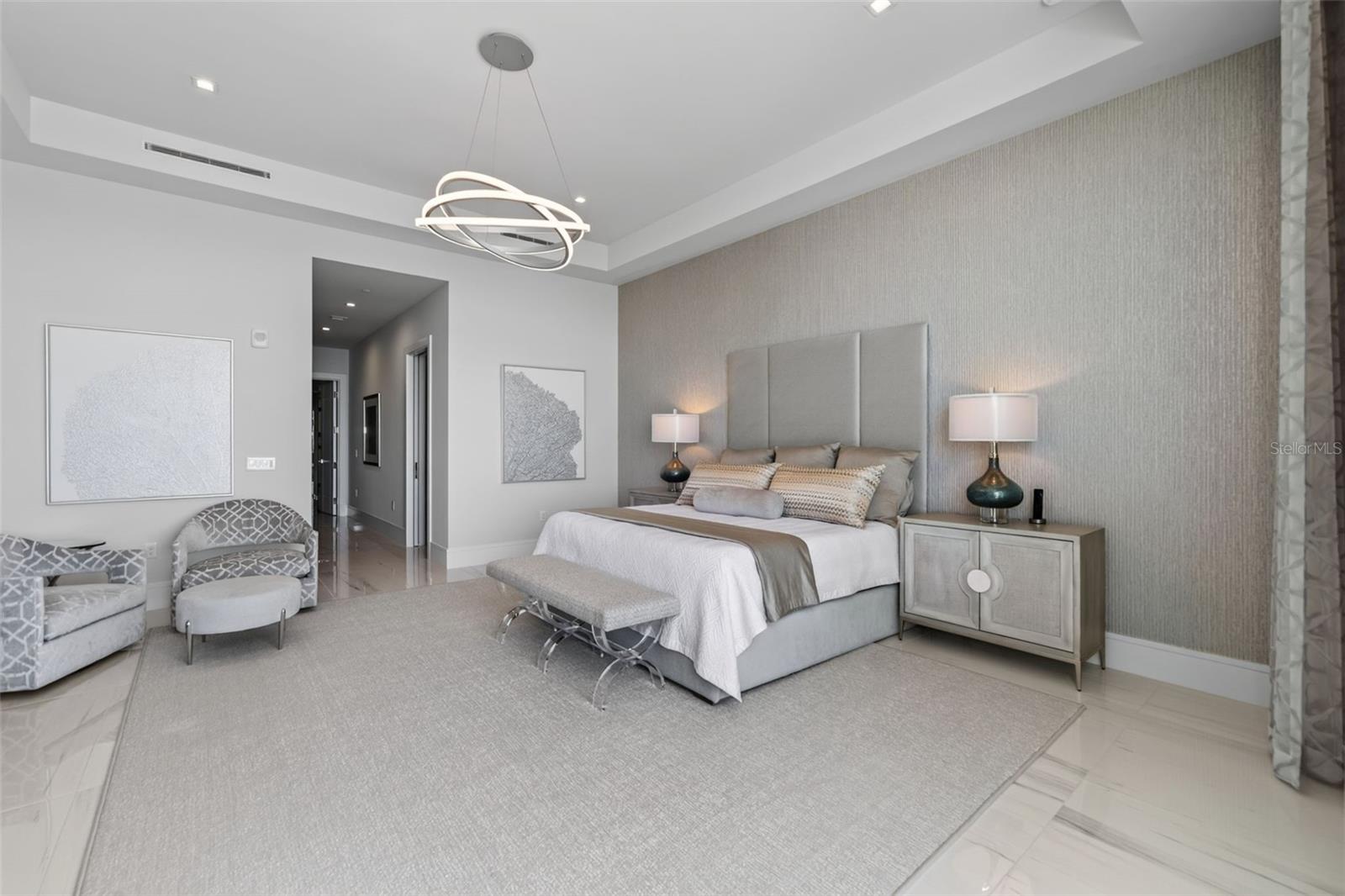 A4709642 Property Photo