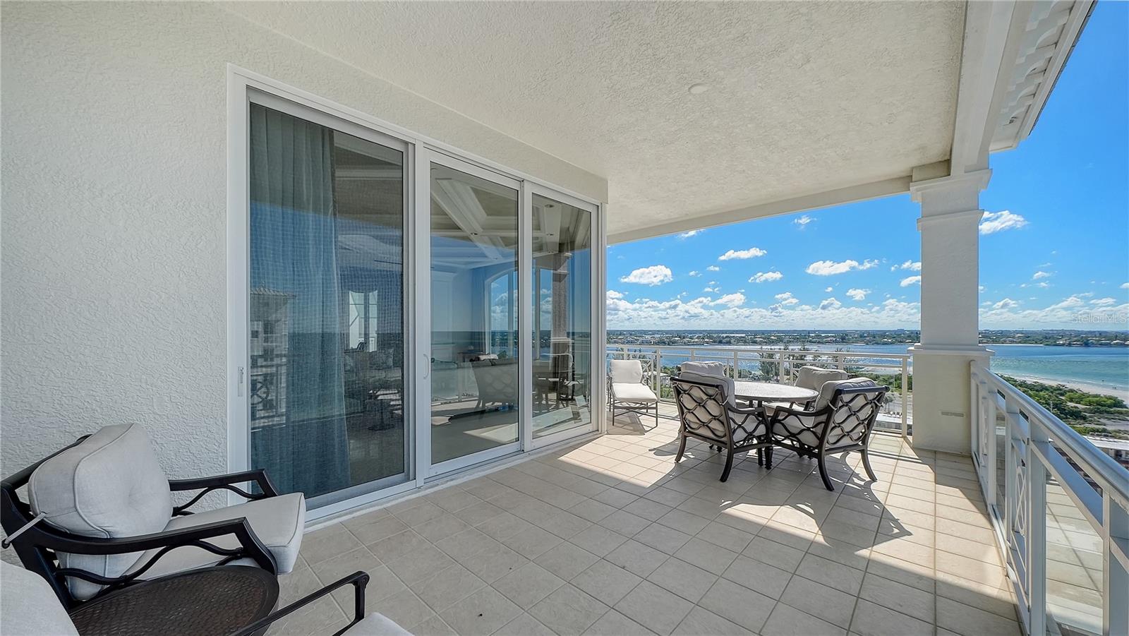 A4710080 Property Photo