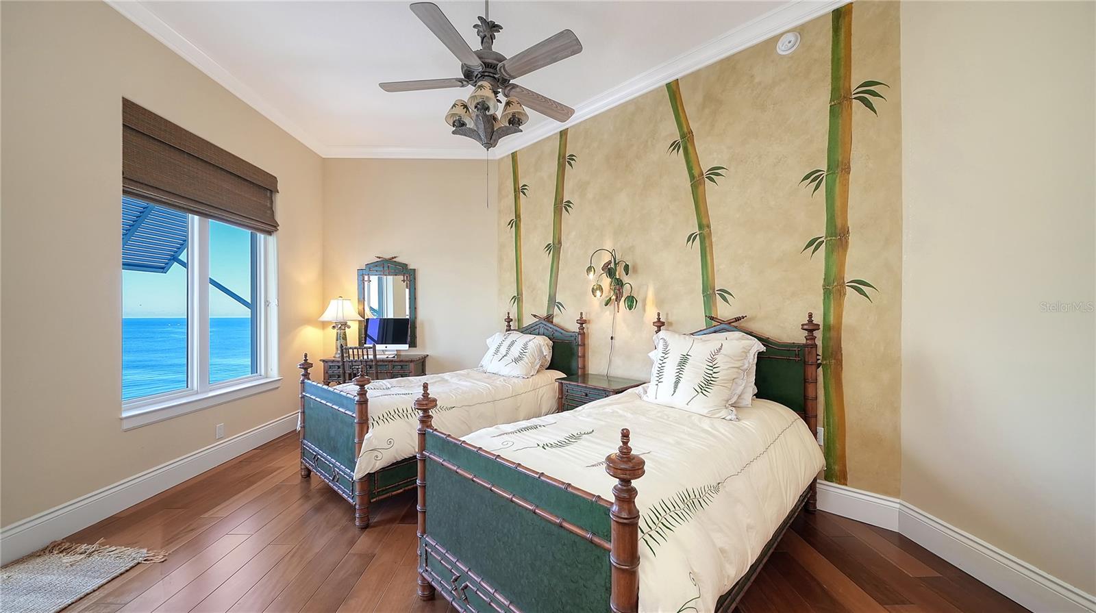 A4710080 Property Photo