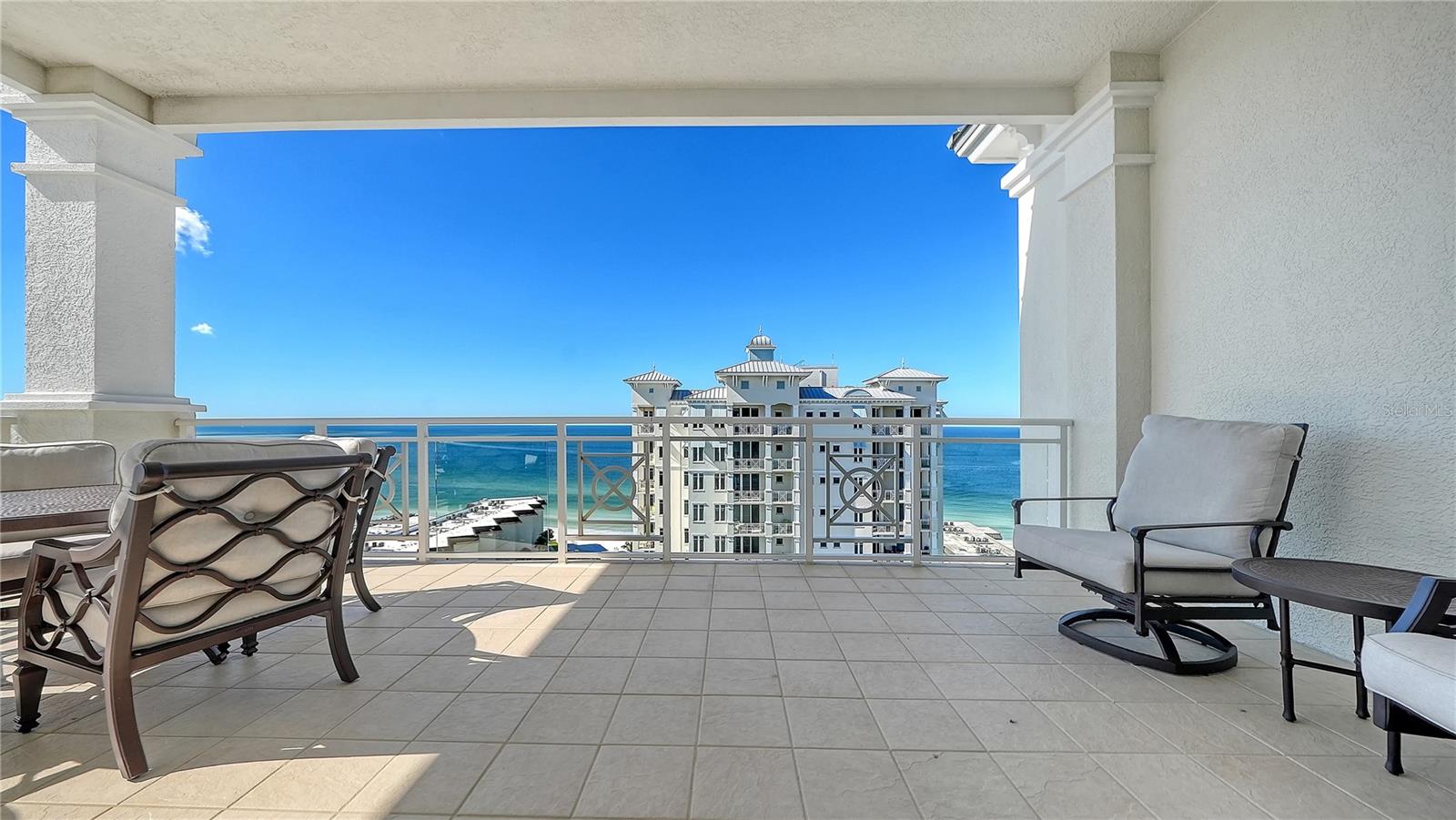 A4710080 Property Photo