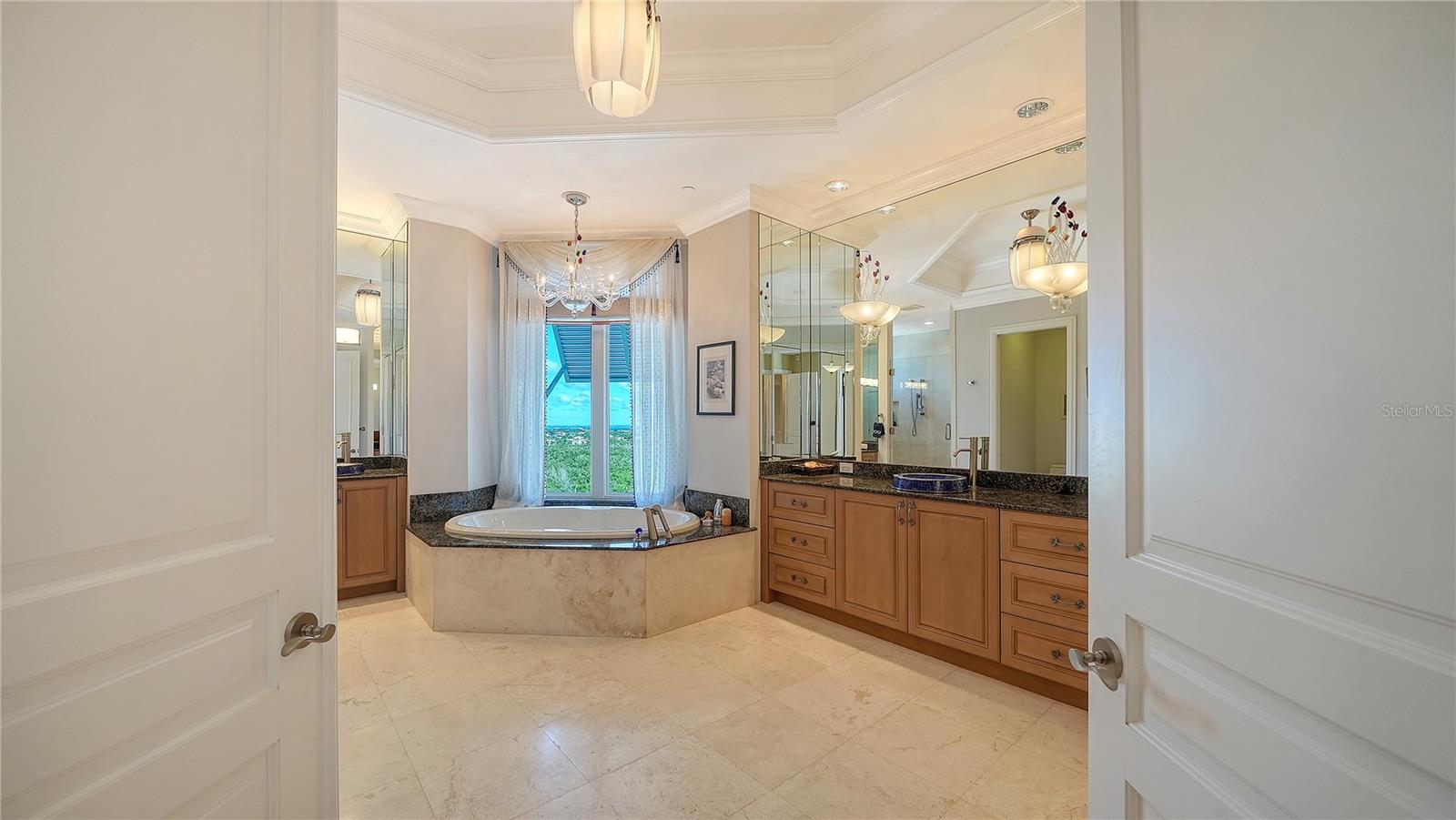 A4710080 Property Photo