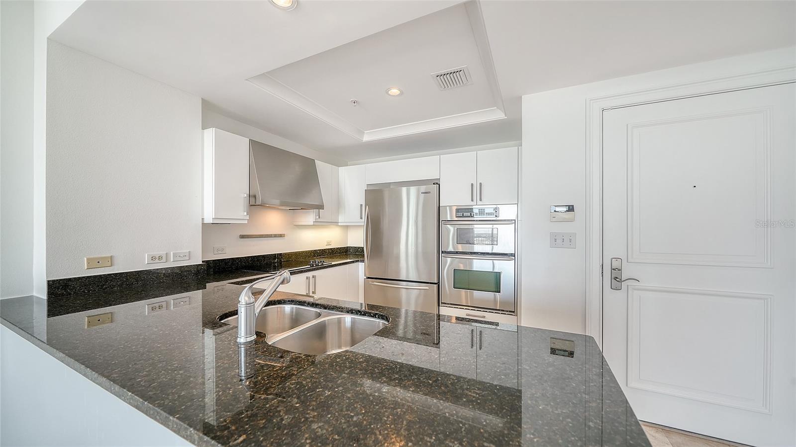 A4710161 Property Photo