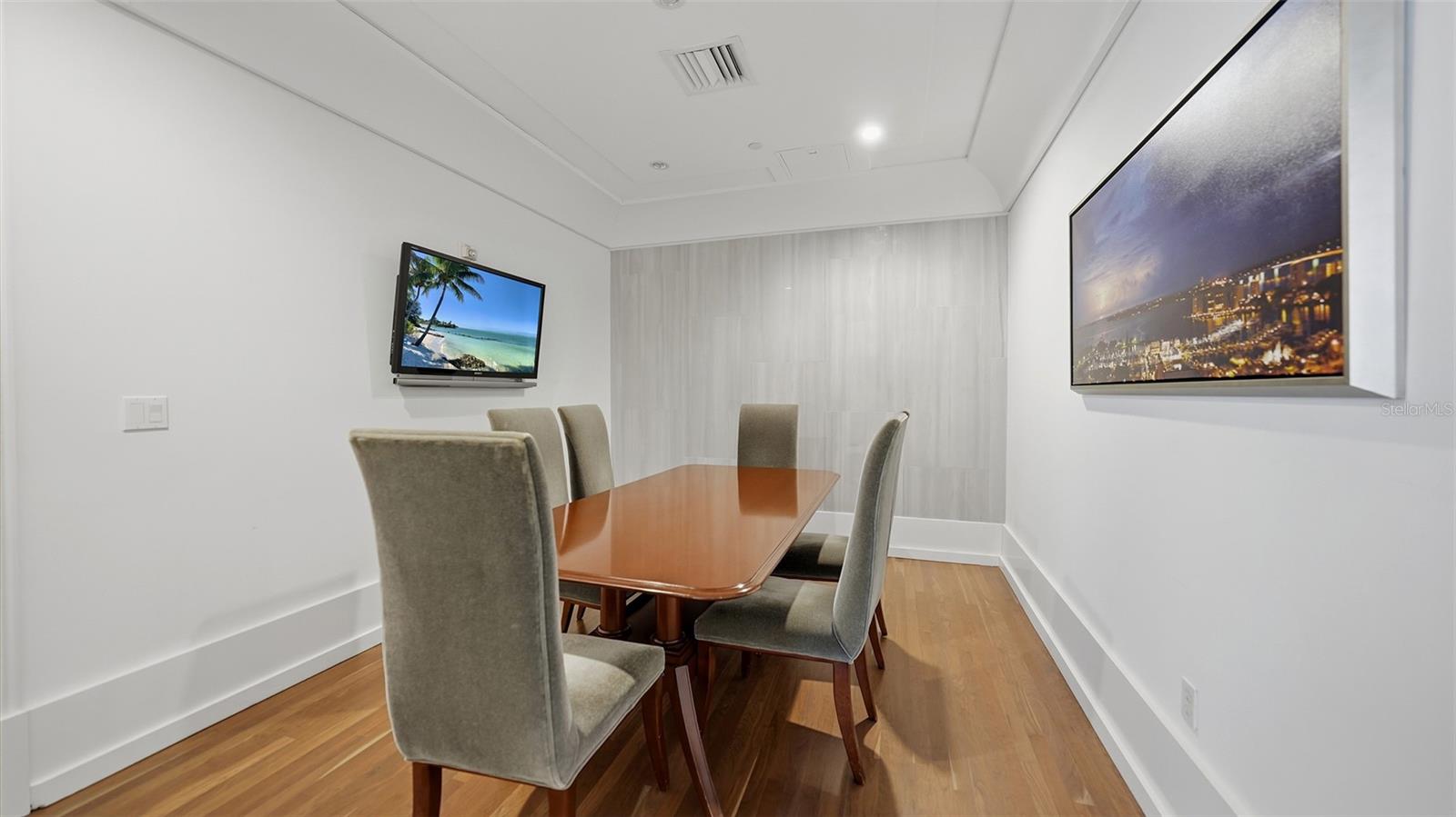 A4710161 Property Photo