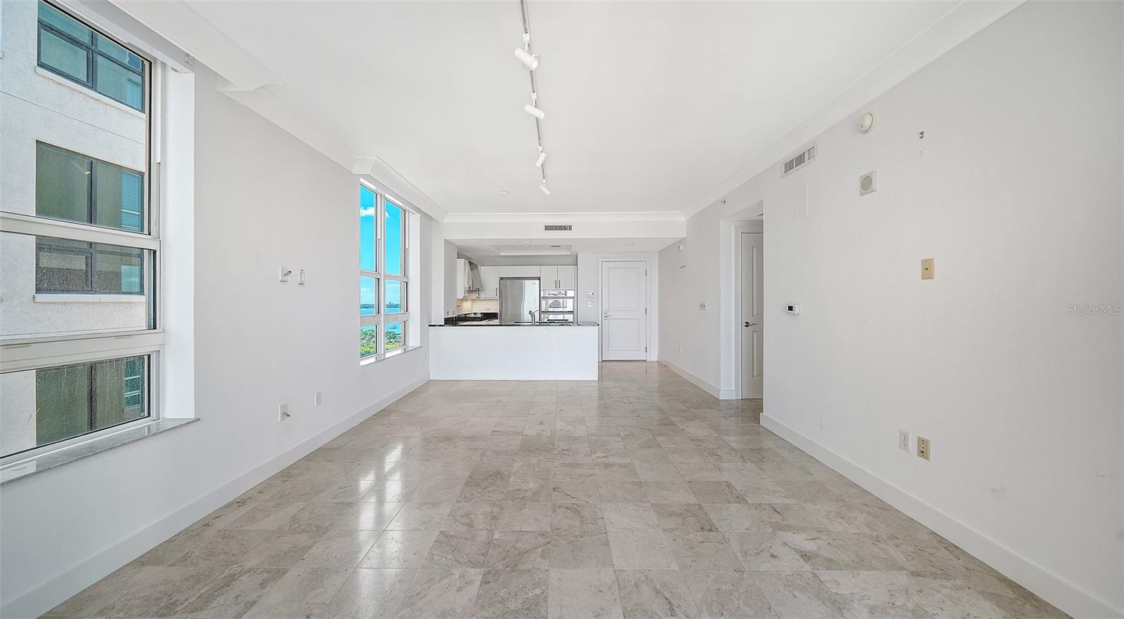 A4710161 Property Photo