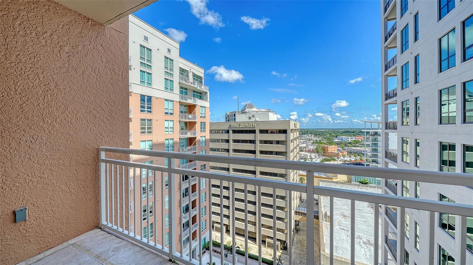 A4710161 Property Photo