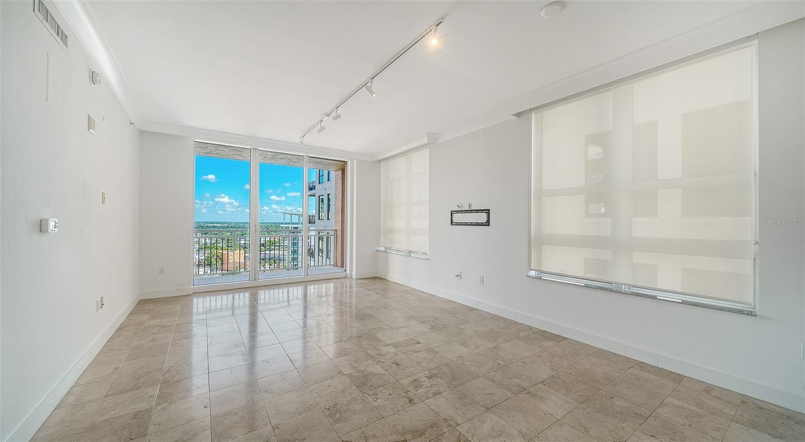A4710161 Property Photo