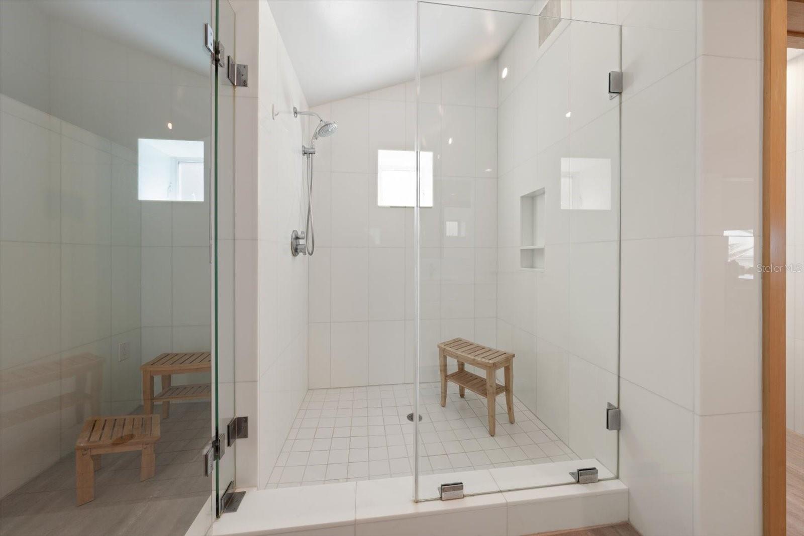 TB8559596 Property Photo