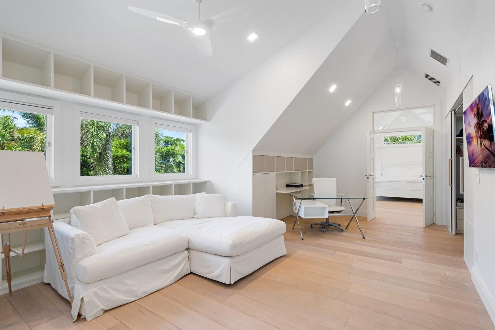 D6149259 Property Photo