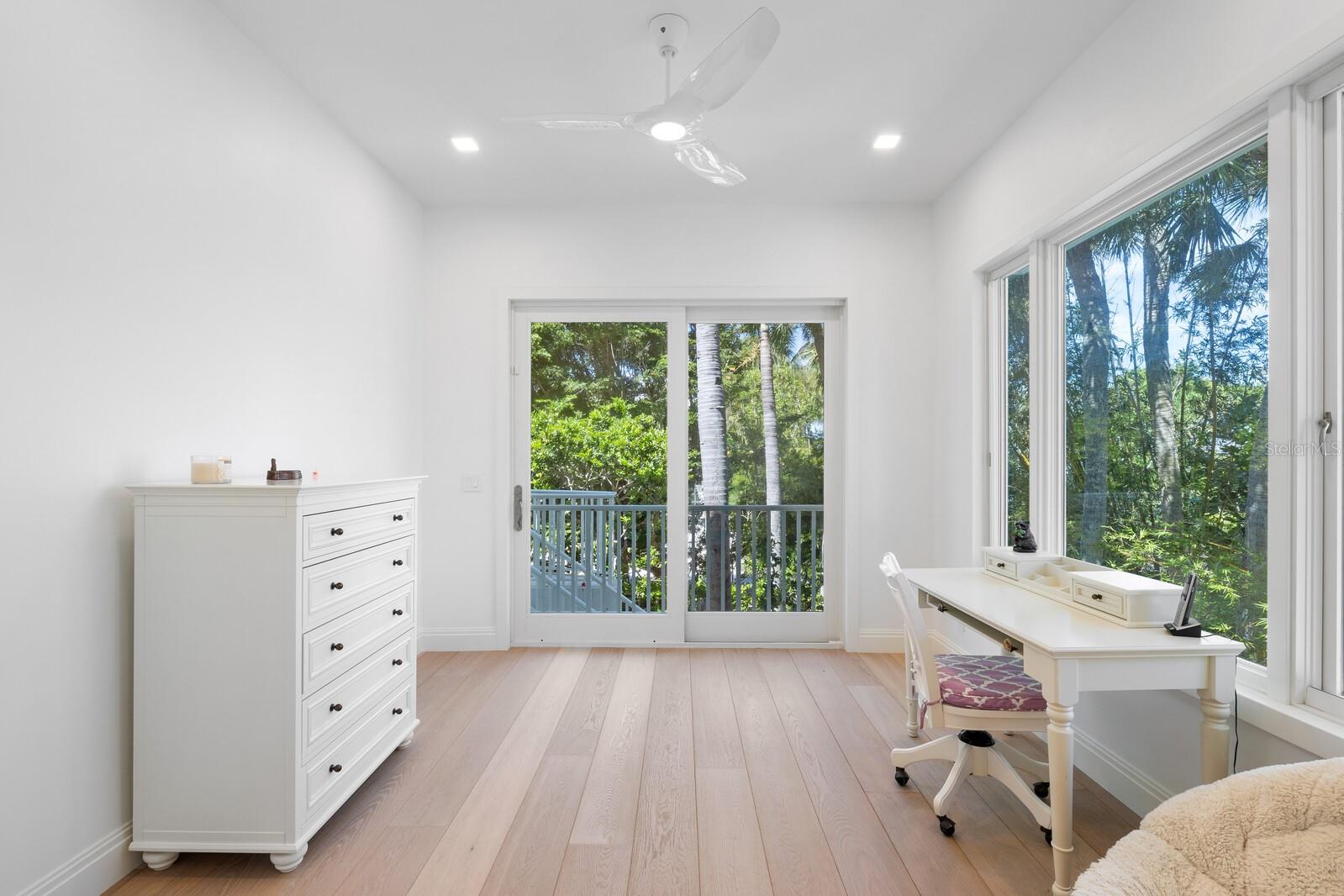 D6149259 Property Photo