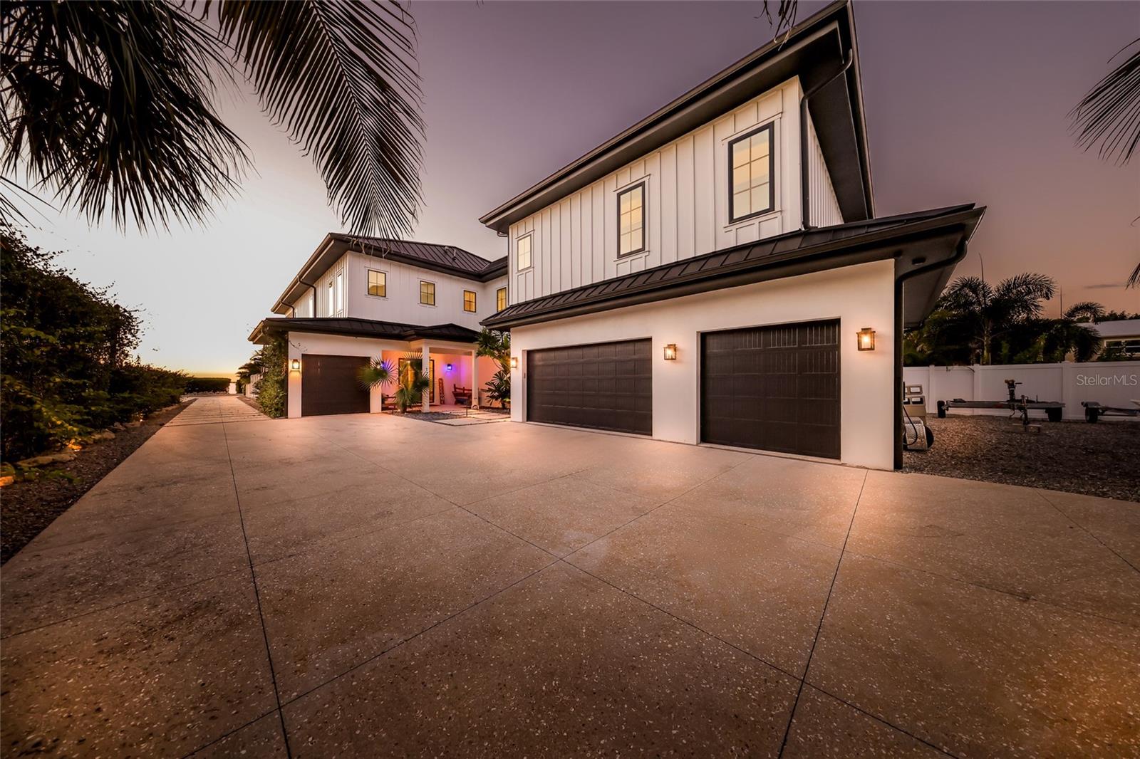 MLS# A4710254 Property Photo