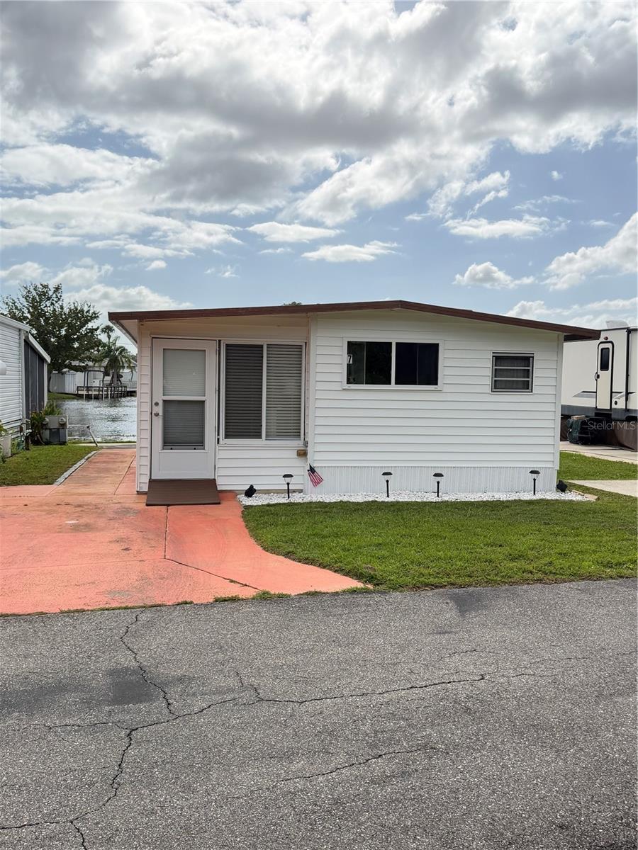 MLS# O6451457 Property Photo