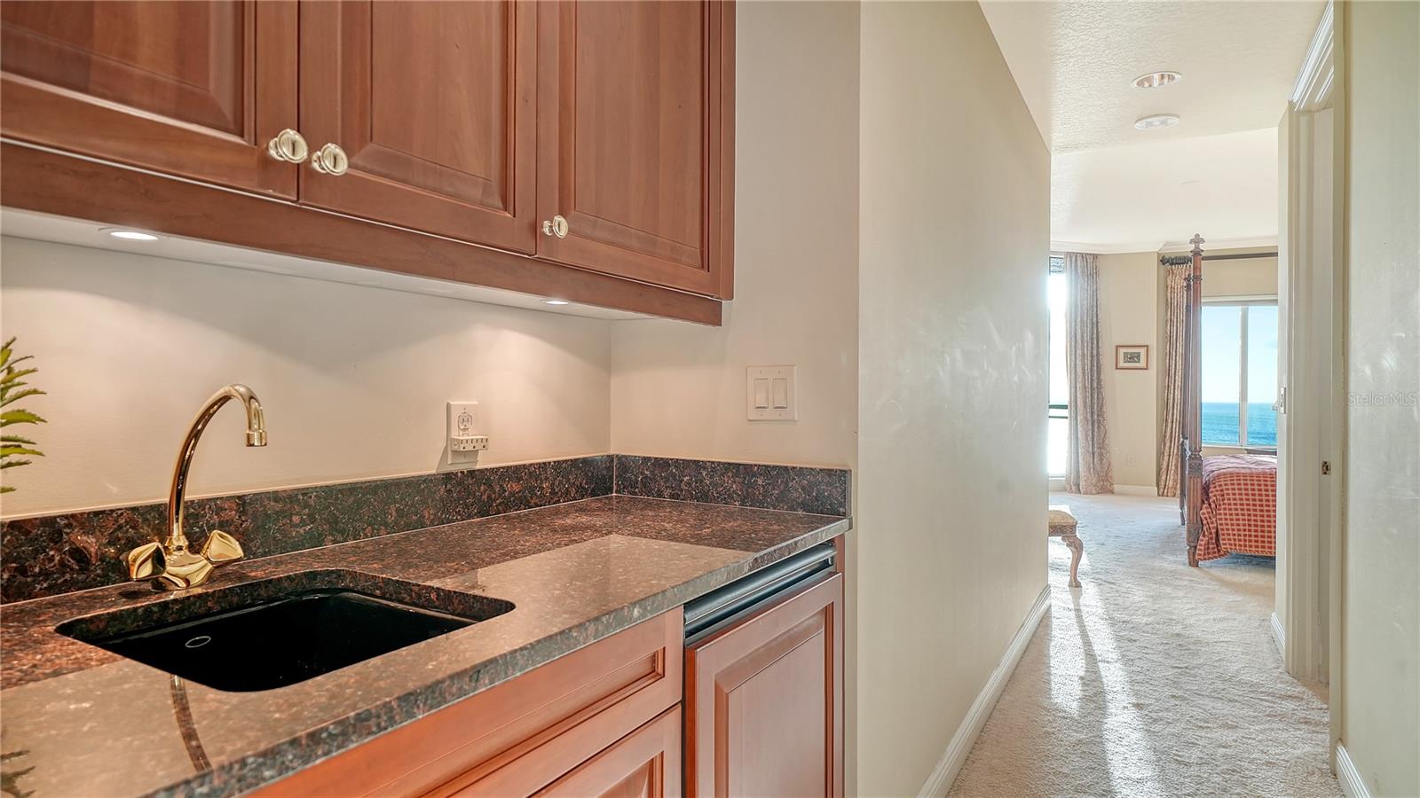 A4710391 Property Photo