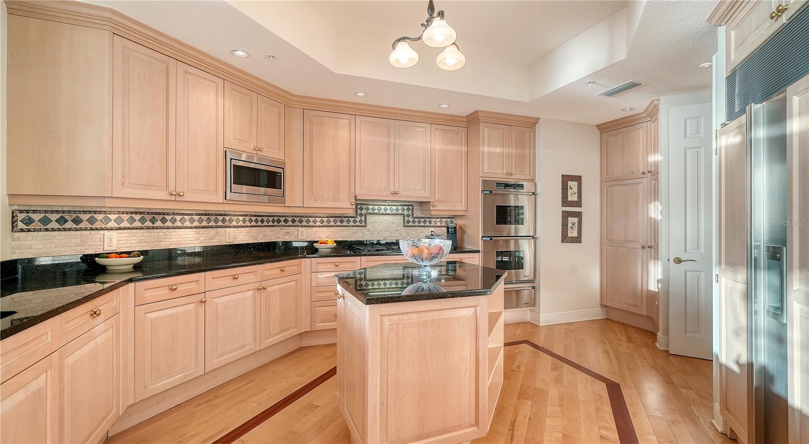 A4710391 Property Photo