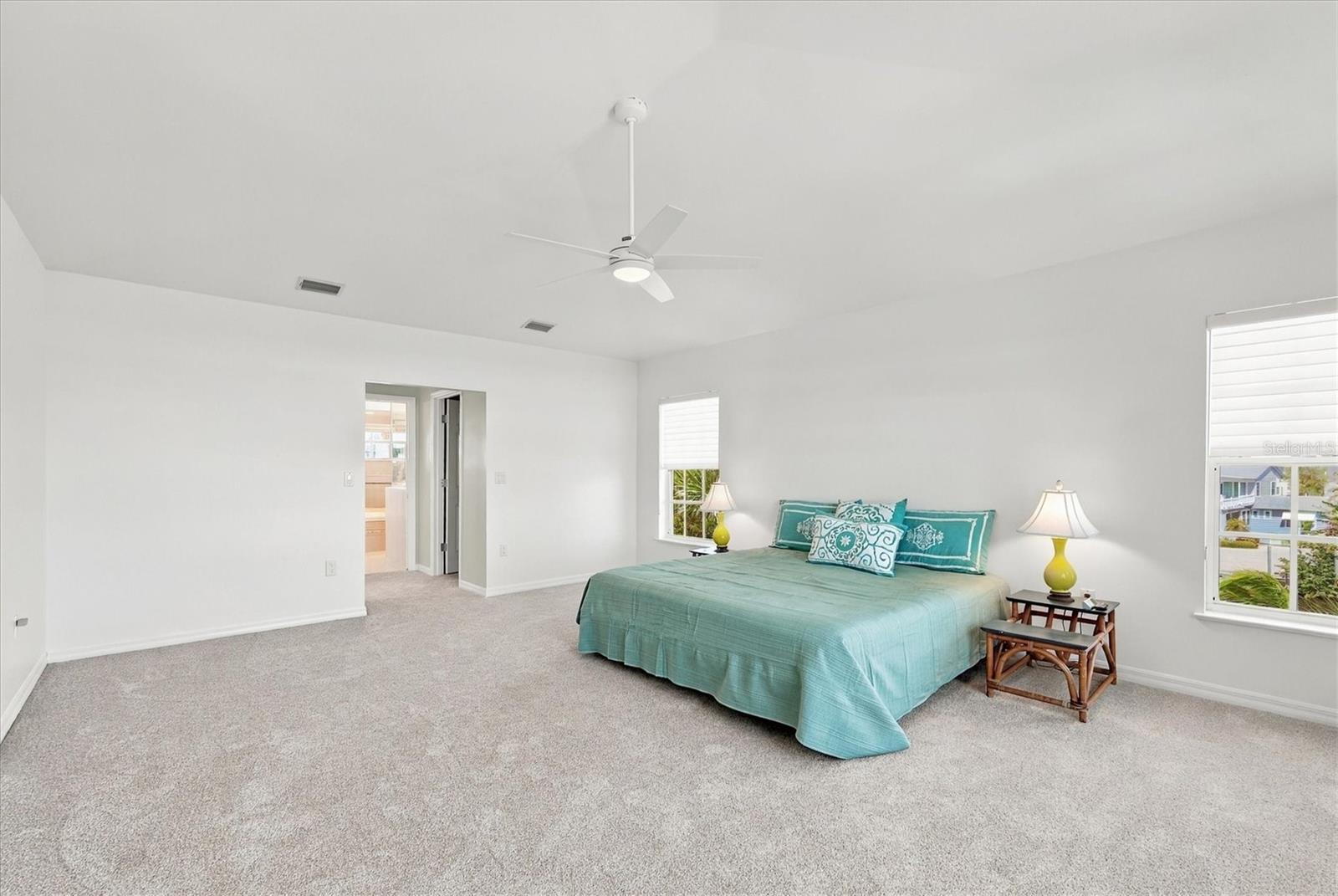 D6149303 Property Photo