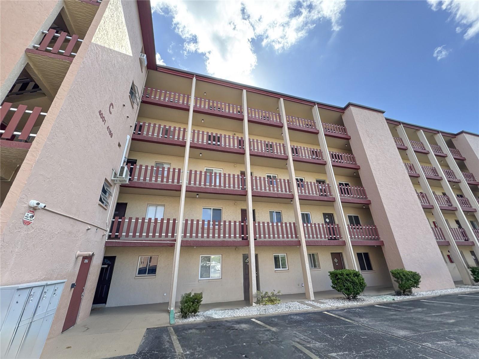 MLS# C7532387 Property Photo