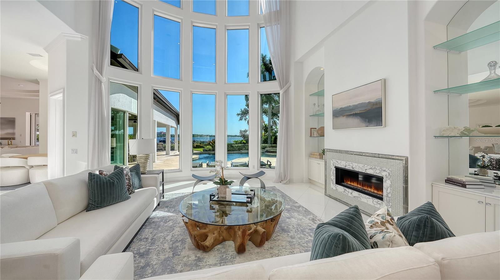 A4710584 Property Photo