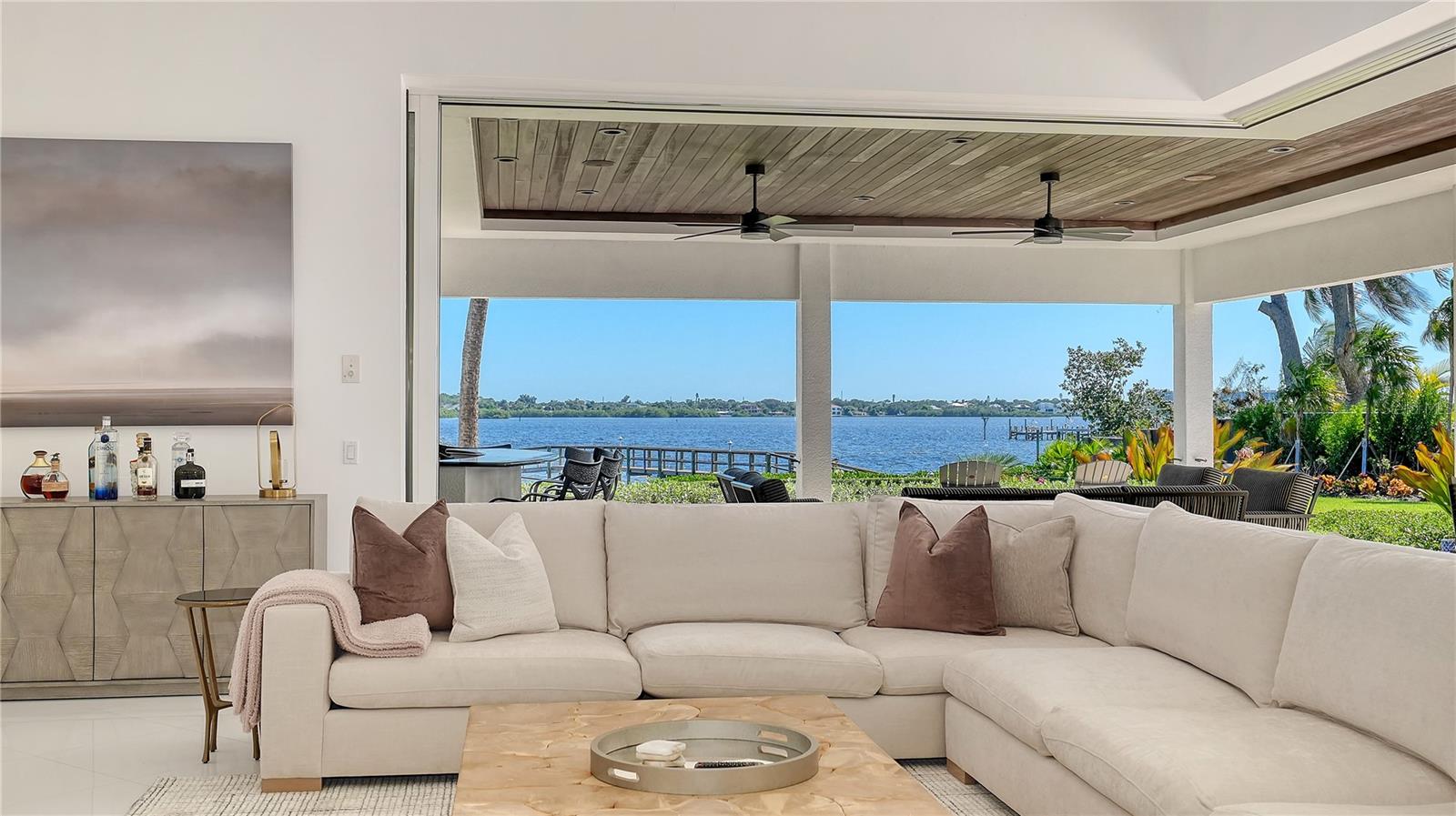 A4710584 Property Photo