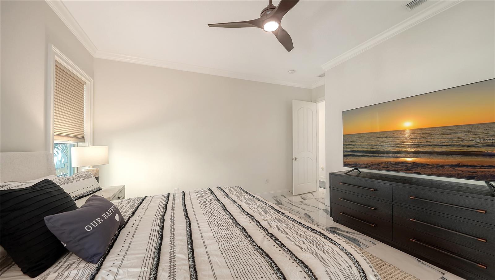 A4710584 Property Photo