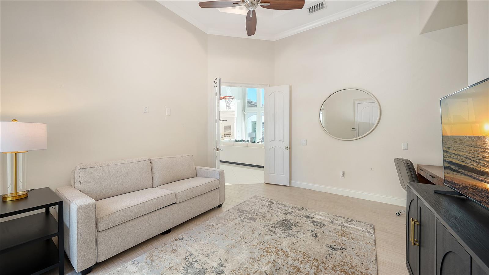A4710584 Property Photo