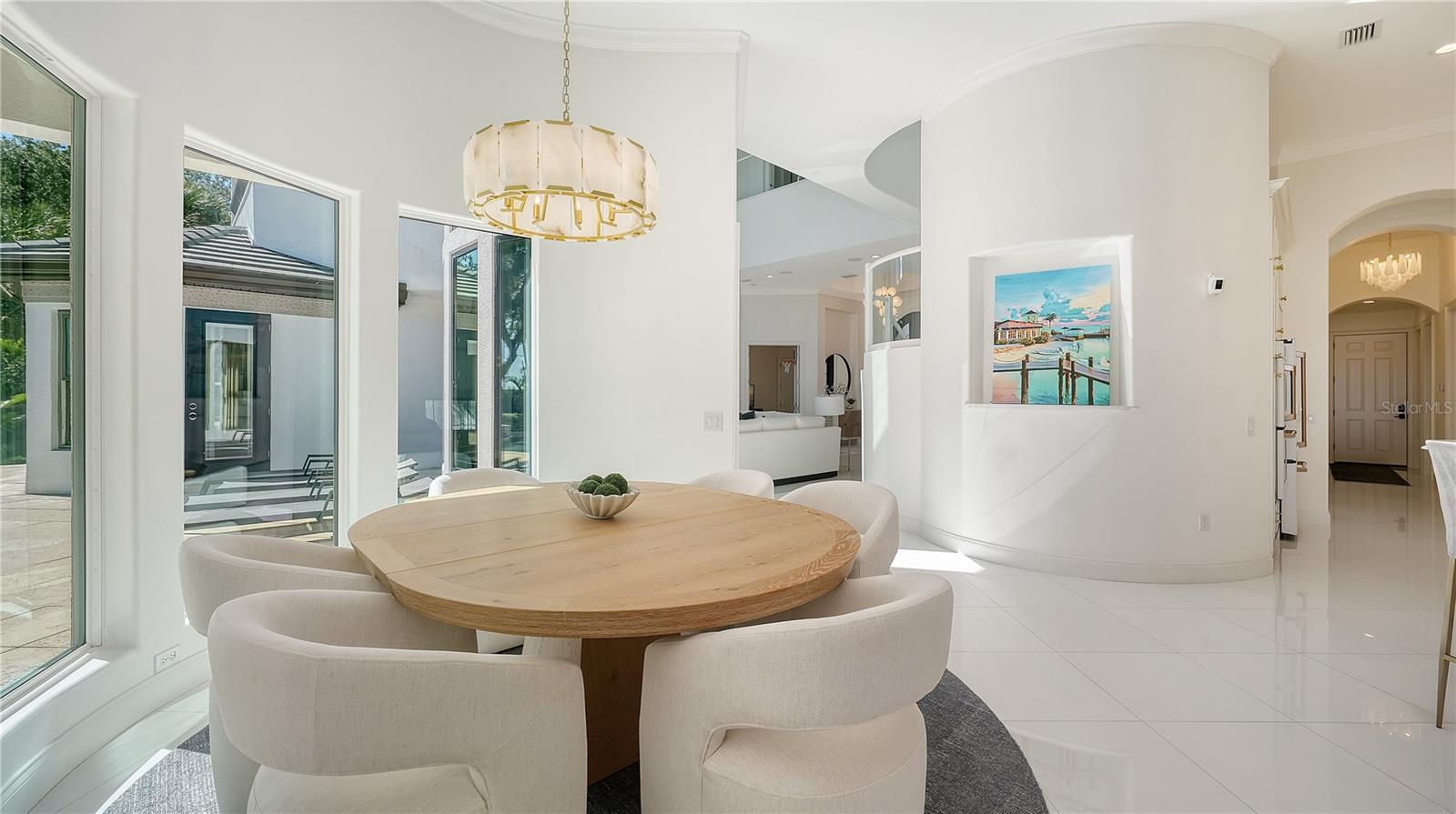 A4710584 Property Photo