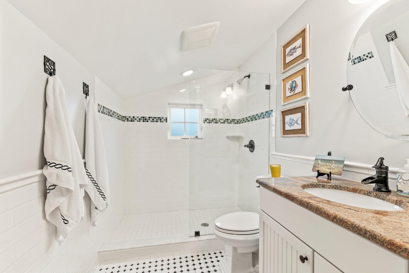 D6149332 Property Photo