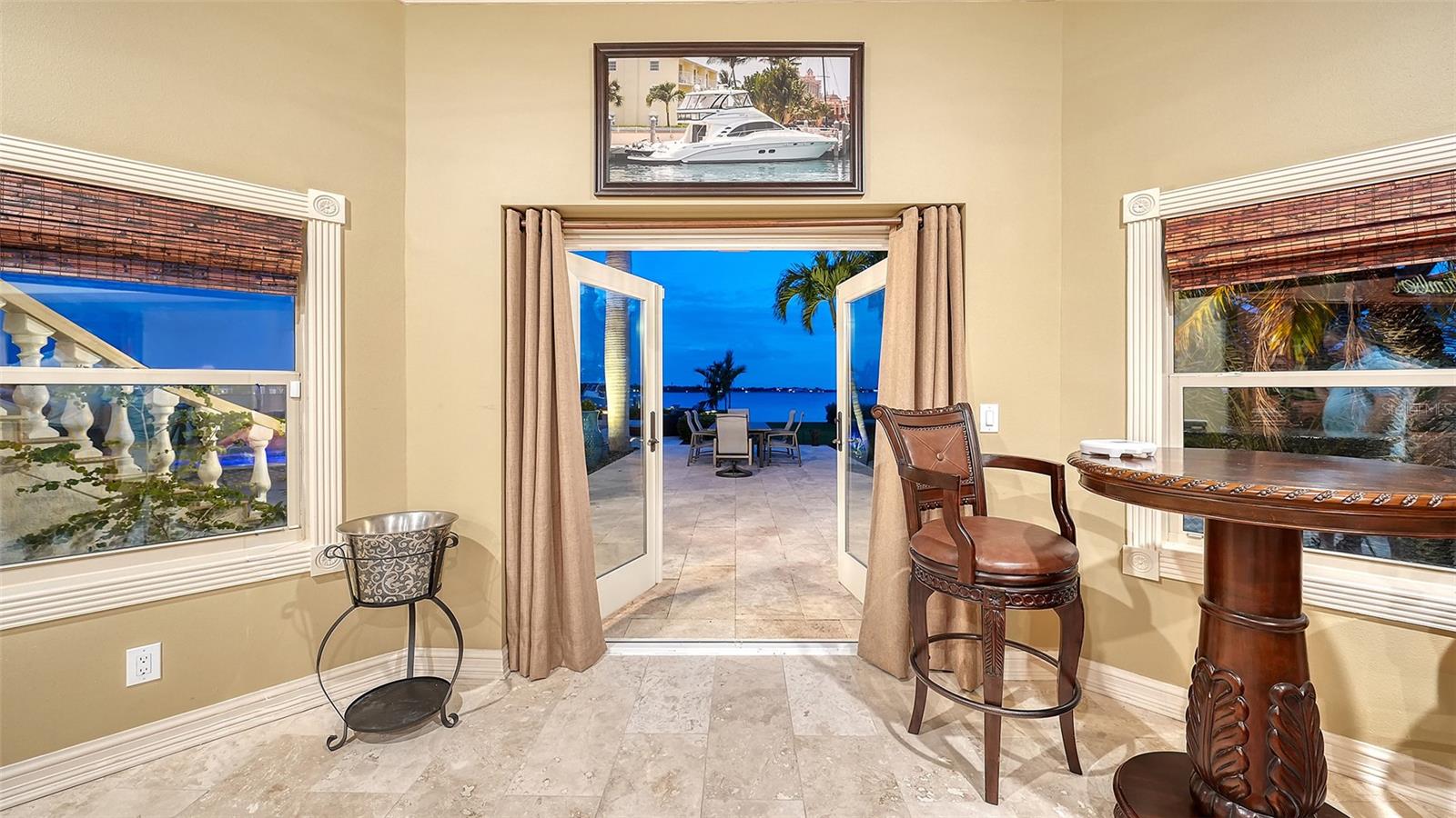 A4710661 Property Photo
