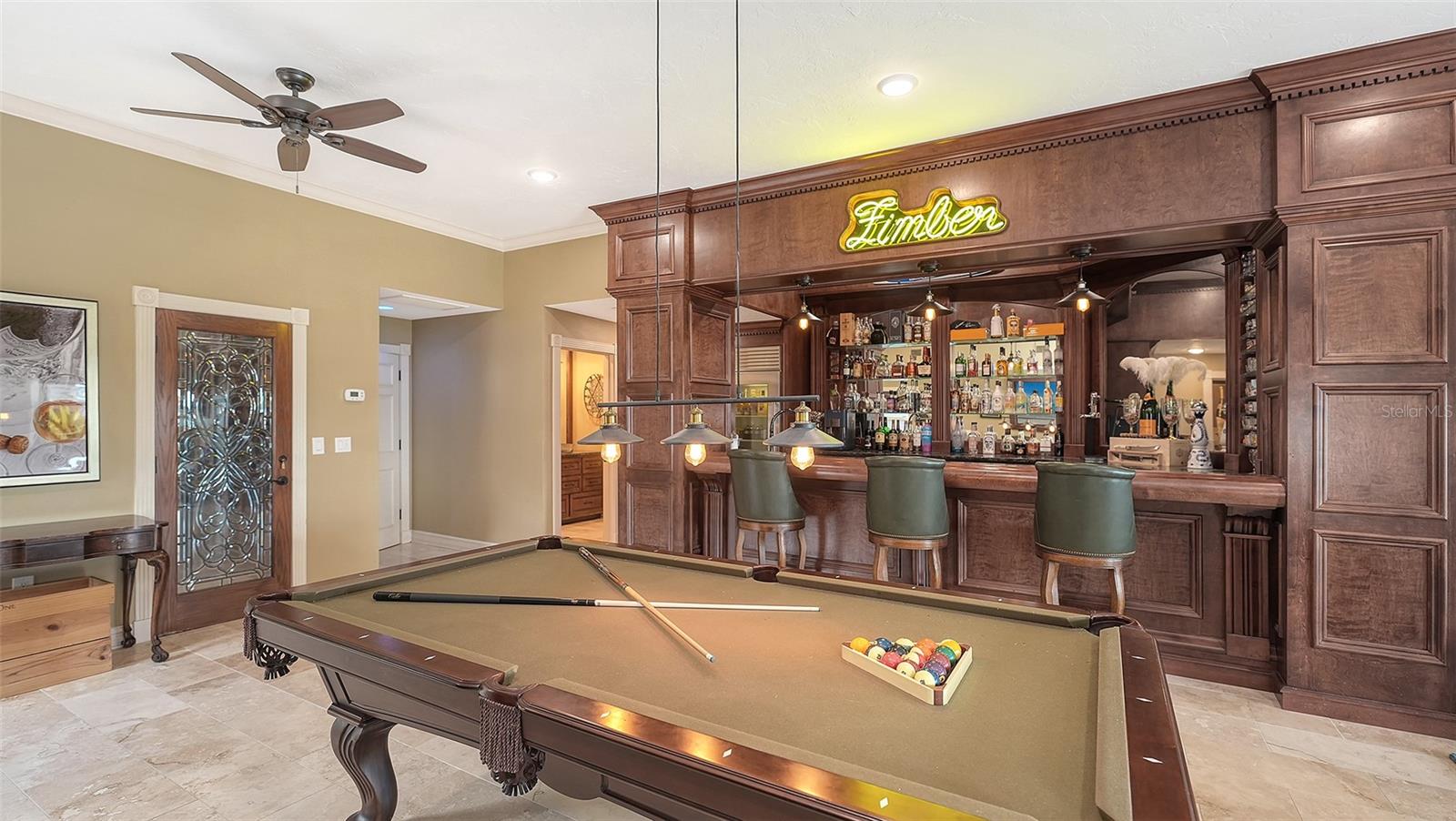 A4710661 Property Photo