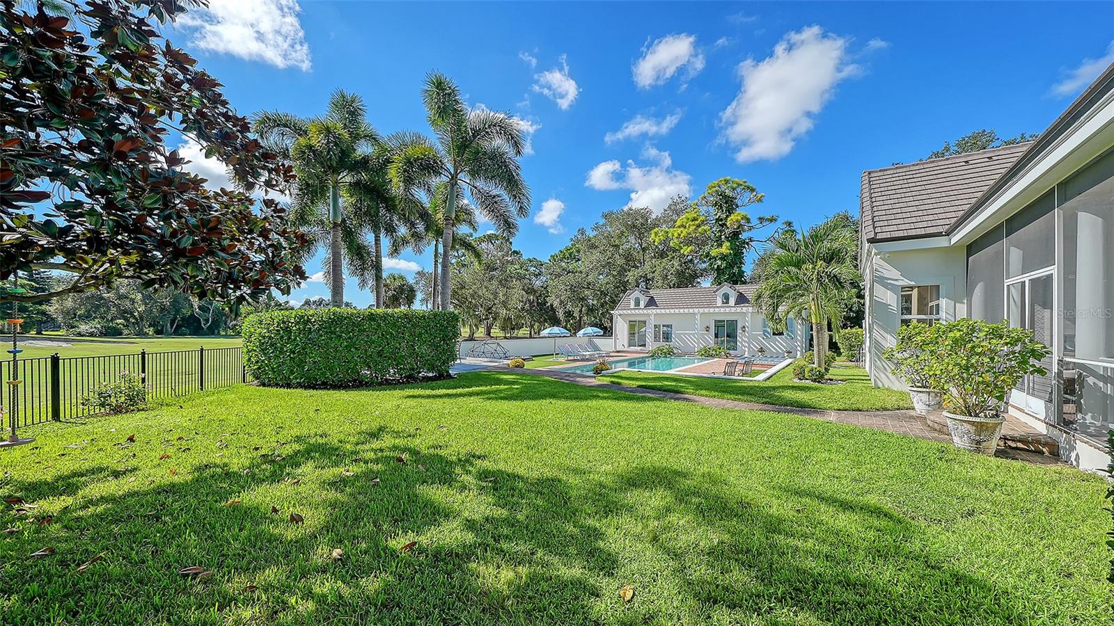 A4710732 Property Photo