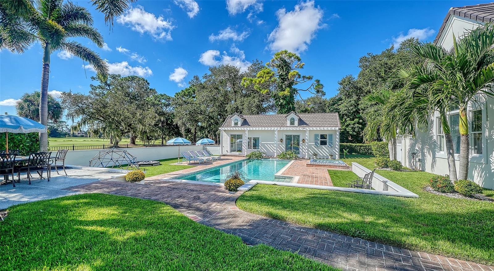 A4710732 Property Photo