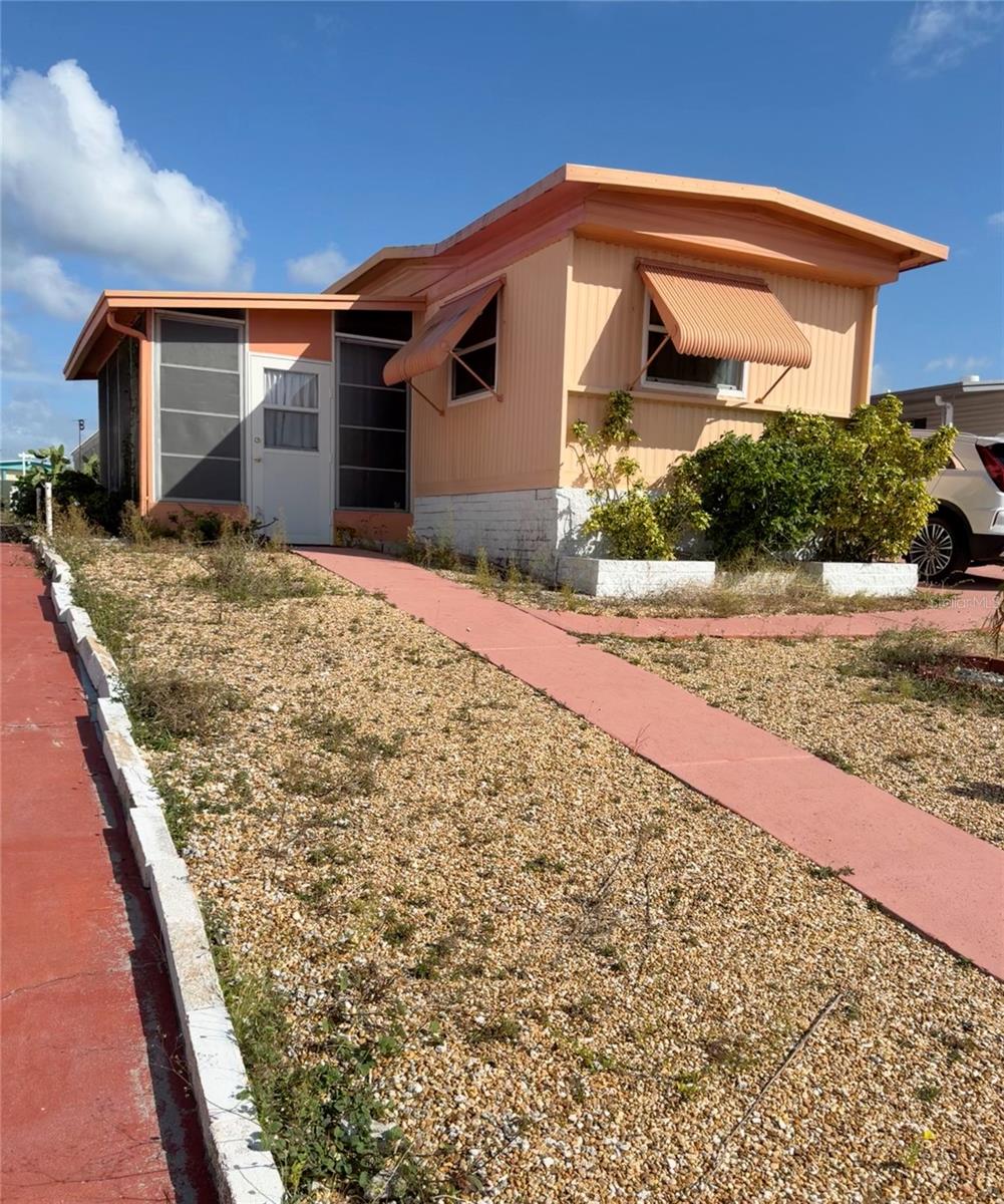 MLS# W7890629 Property Photo